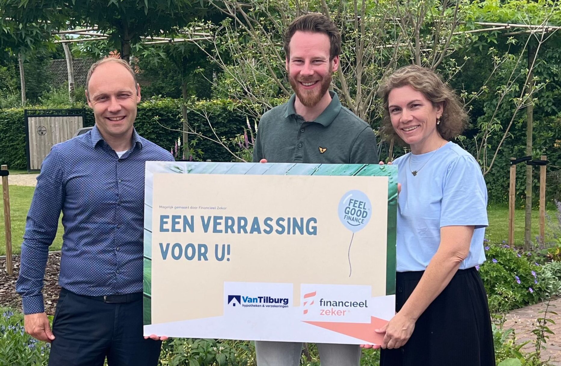 Uitreiking verrassingsprijs Van Tilburg Hypotheken - Financieel Zeker, Feel Good Finance